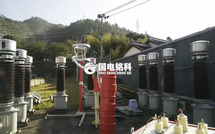 互感器耐壓試驗現(xiàn)場