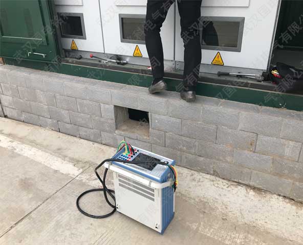 銘科電氣趕赴河南平頂山電業(yè)局進(jìn)行設(shè)備驗(yàn)收 銘科電氣趕赴河南平頂山電業(yè)局進(jìn)行設(shè)備驗(yàn)收